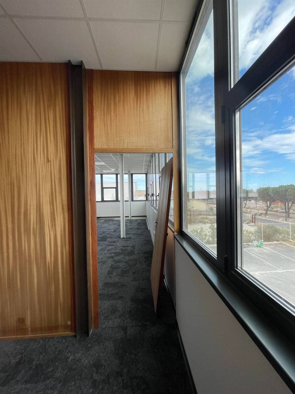 Couloir et cloisons modulaires bois conservées — Léa Logistique à Rivesaltes, plaquiste ALVIT PLAQUISTE
