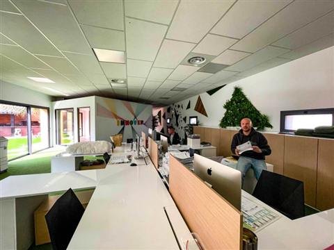 Les bureaux terminés — Innov Green à Latour-Bas-Elne, plaquiste ALVIT PLAQUISTE