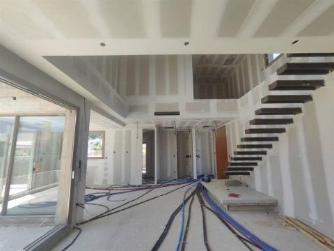Villa d’architecte — Saleilles — plaquiste ALVIT PLAQUISTE