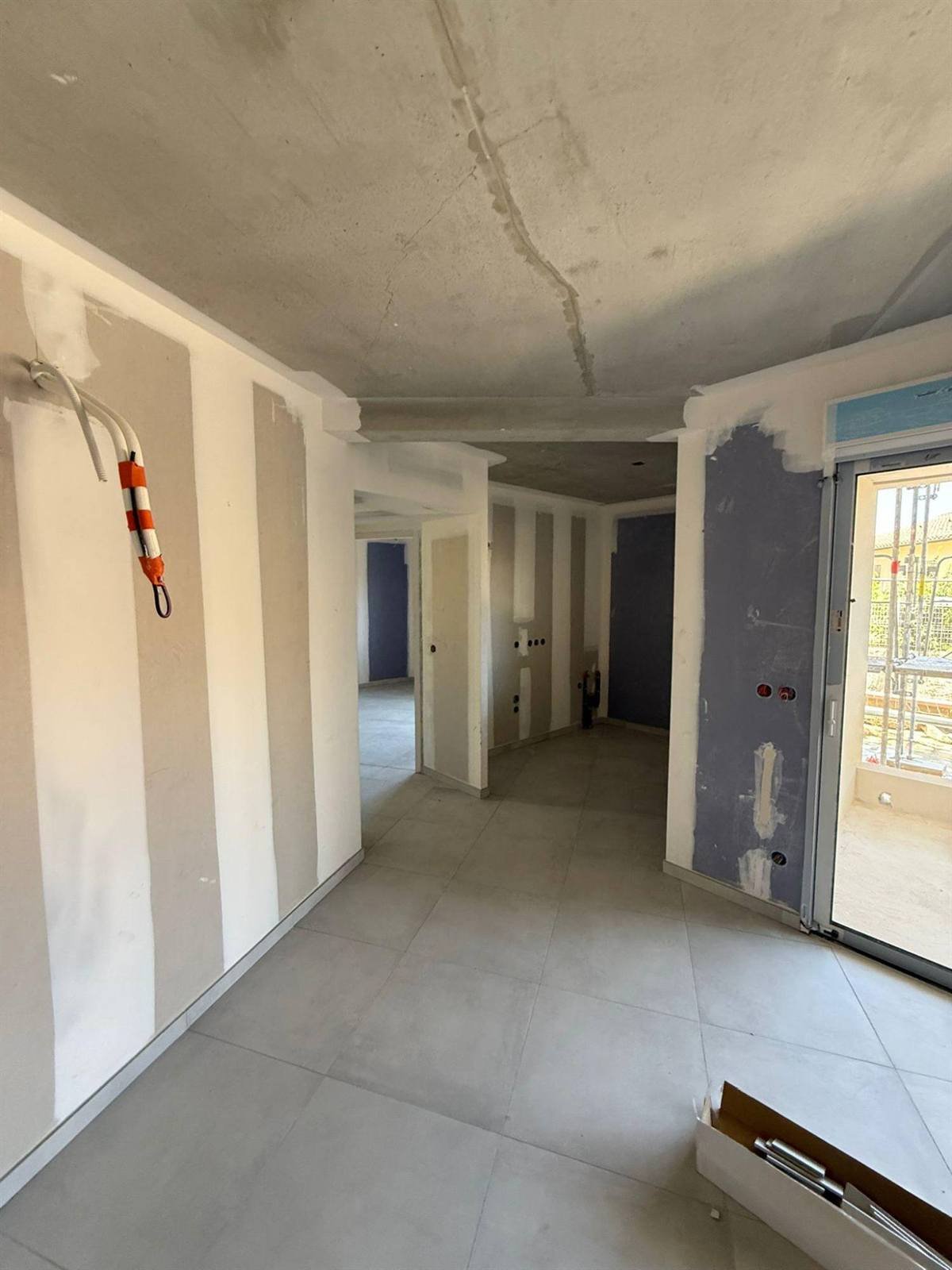 Distribution d’un appartement, cloisons jointées — résidence de 12 appartements à Argelès-sur-Mer, plaquiste ALVIT PLAQUISTE