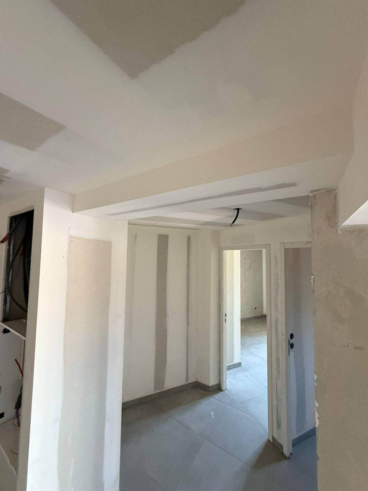 Dégagement et soffites jointés — résidence de 12 appartements à Argelès-sur-Mer, plaquiste ALVIT PLAQUISTE