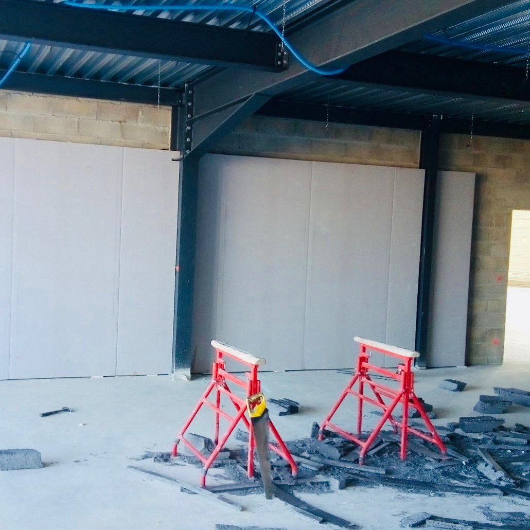 Hangar industriel — Torremila — plaquiste ALVIT PLAQUISTE