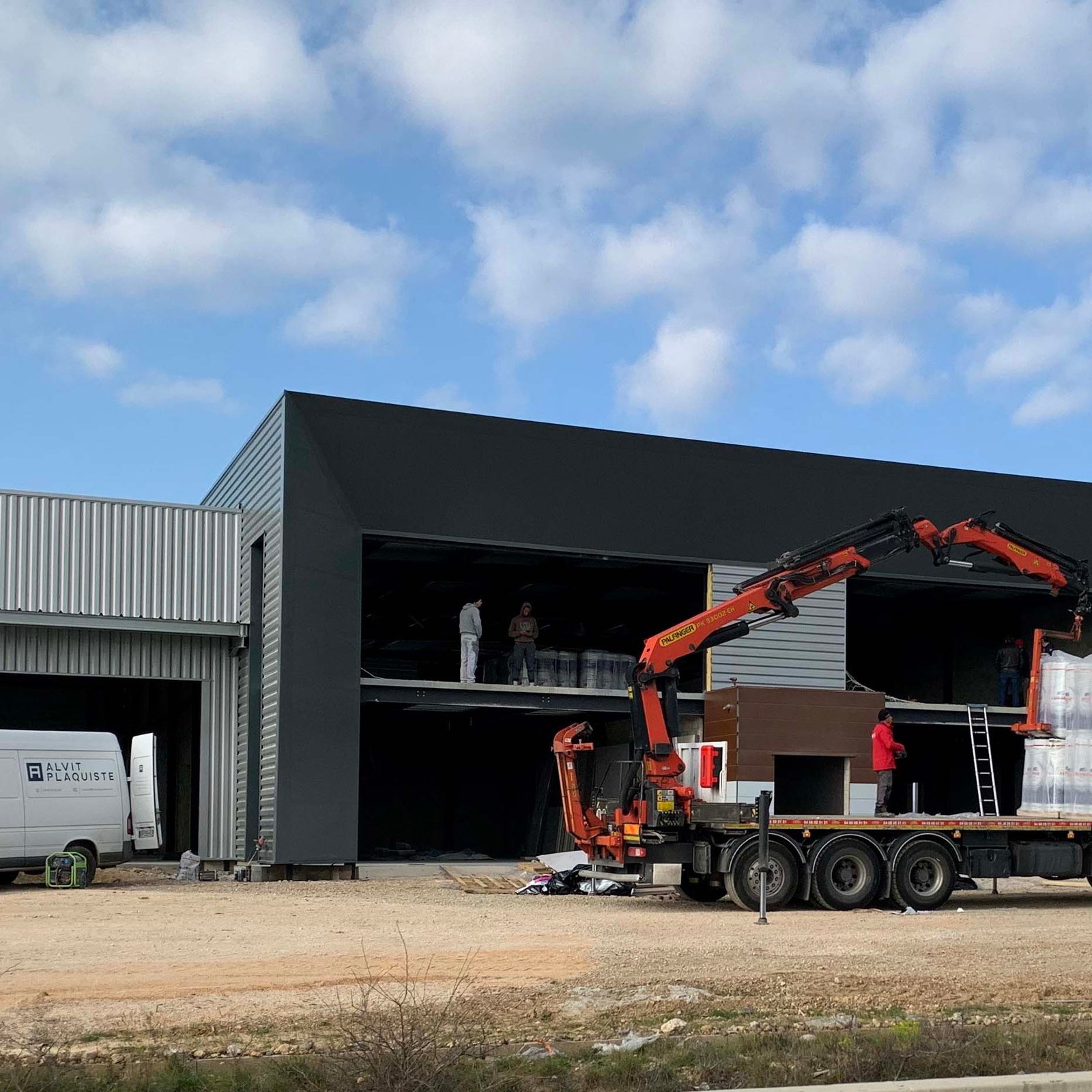 Hangar industriel — Torremila — plaquiste ALVIT PLAQUISTE